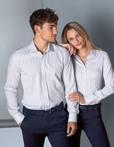Modern shirt met streepjes bedrijfskleding overhemden en blouses